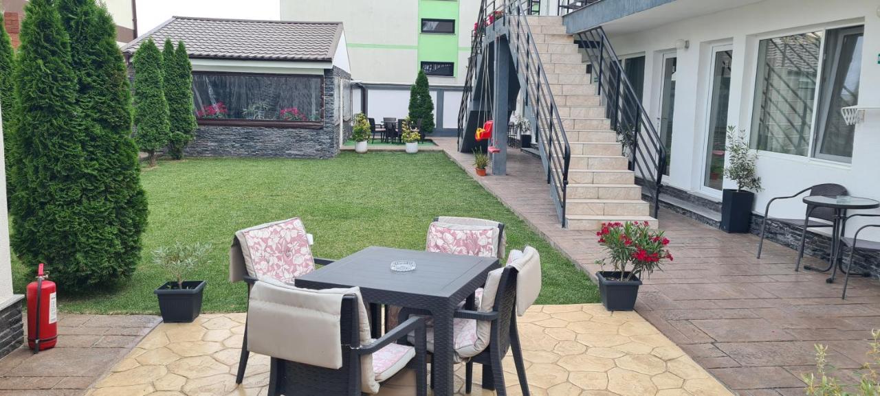 Hotel Casa Gogu Năvodari Zewnętrze zdjęcie